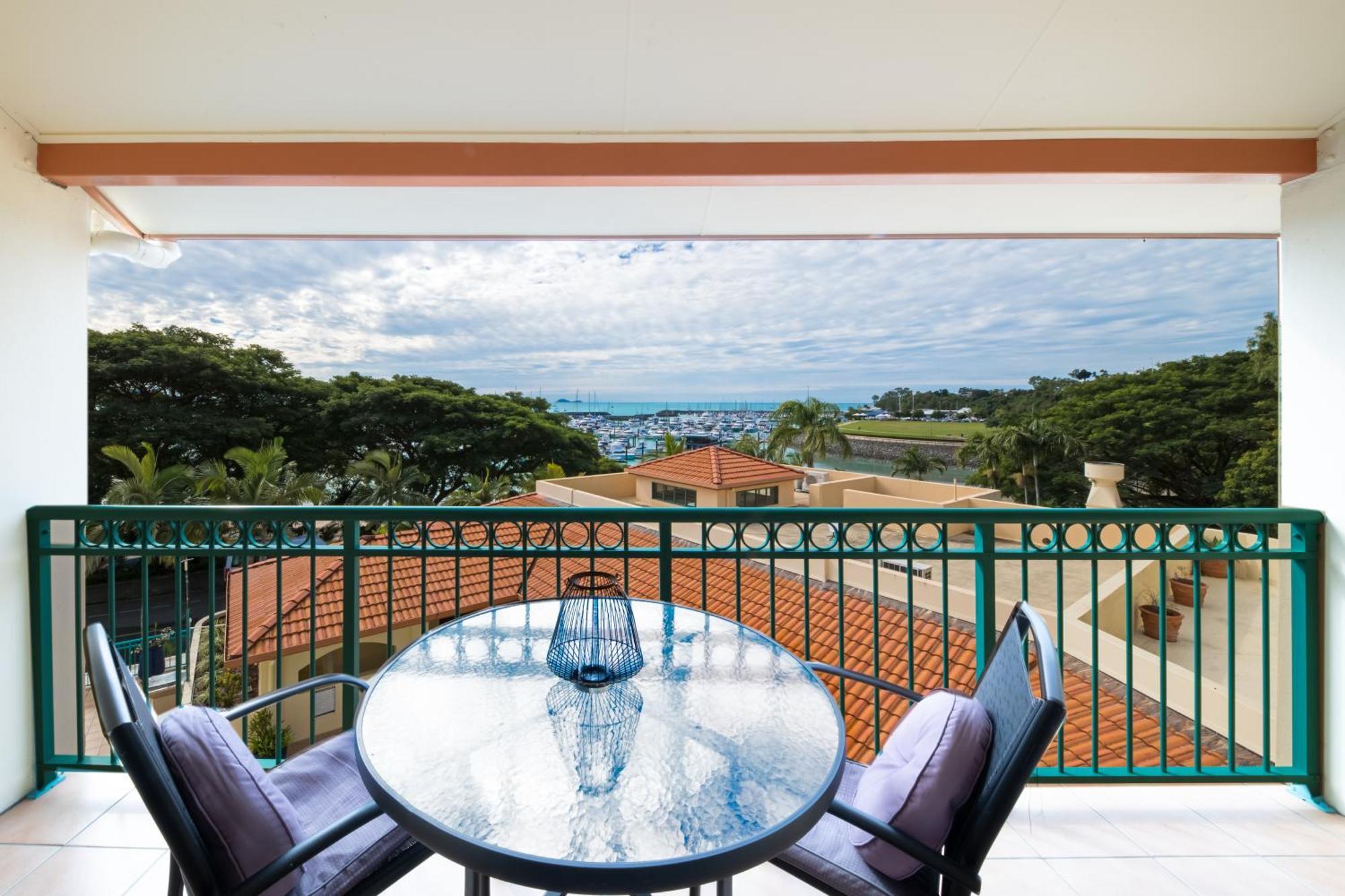Shingley Beach Resort - Whitsundays Airlie Beach Eksteriør billede