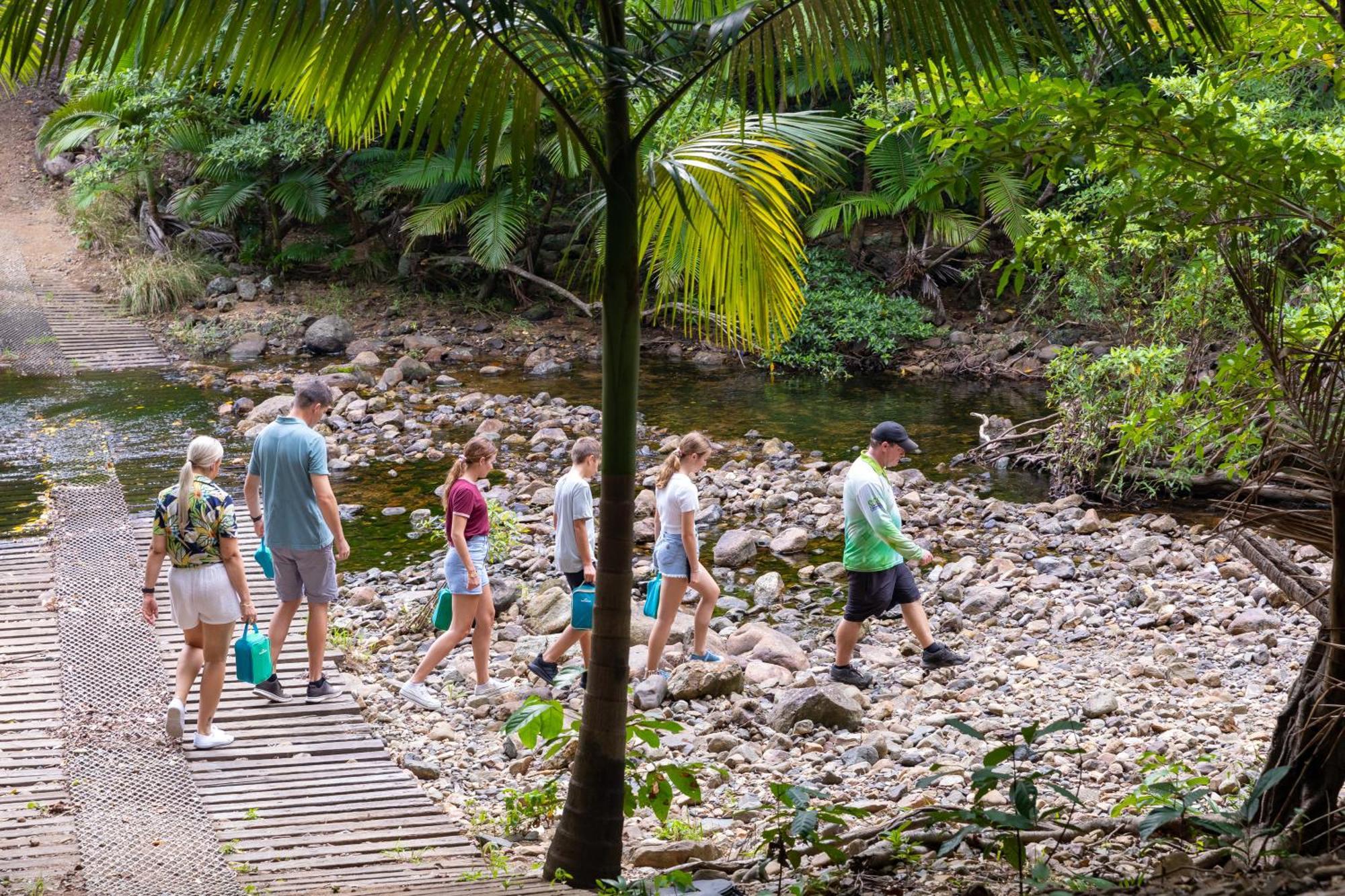 Shingley Beach Resort - Whitsundays Airlie Beach Eksteriør billede